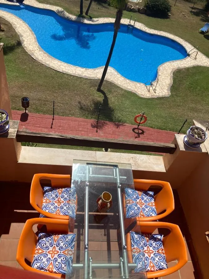 Elegant Penthouse Avec Vue Sur Mer Piscine, Jardins, 2 Chambres Marbella